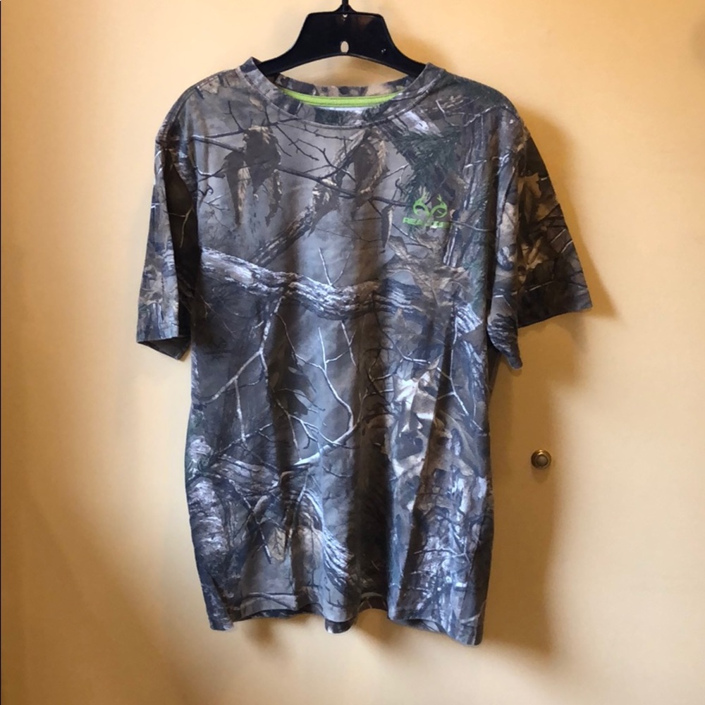 Men’s Realtree camouflage tee